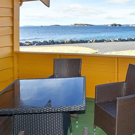 Holiday Home Aukra * Aukra