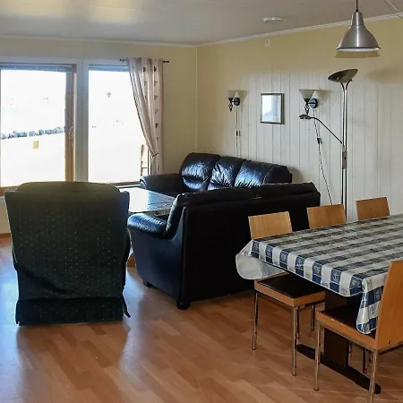 Nyaraló Holiday Home Aukra *
